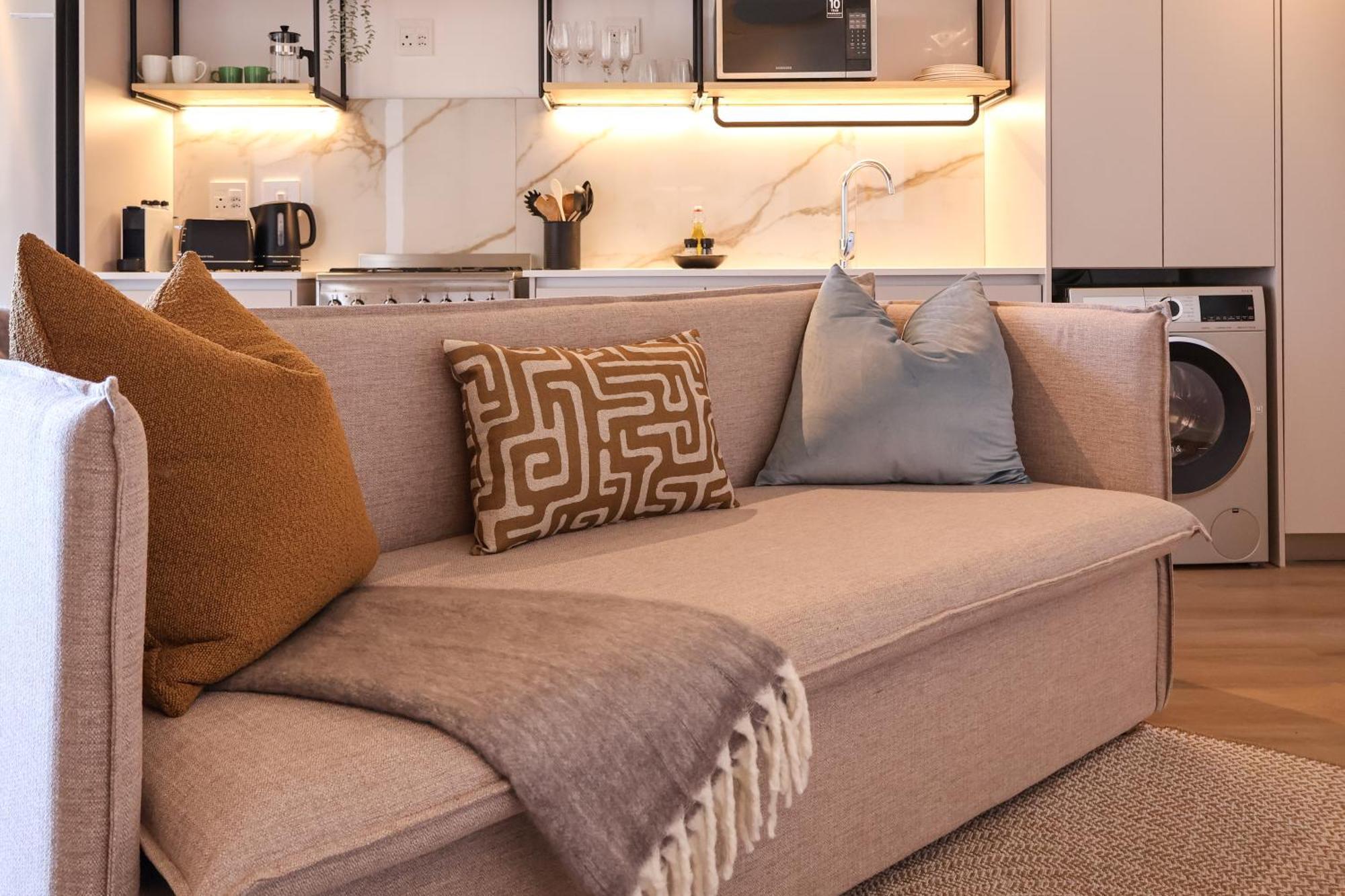 Eighty2 On M - Fluent Serviced Apartment